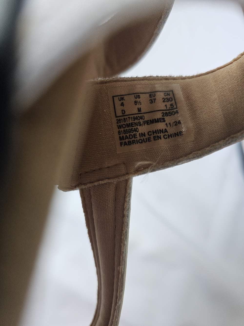 NWOT Clarks Collection White Strappy Wedge Sandals Size 6.5 - Picture 14 of 16